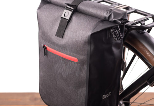 Beck Enkele fietstas Base Zwart/Rood 18L