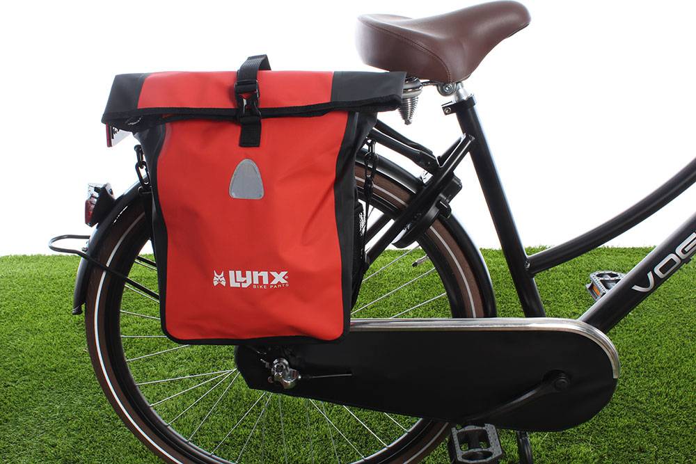 Lynx Enkele fietstas Single Pannier bag 21L Rood-zwart Lynx Enkele fietstas Single Pannier bag 21L Rood-zwart