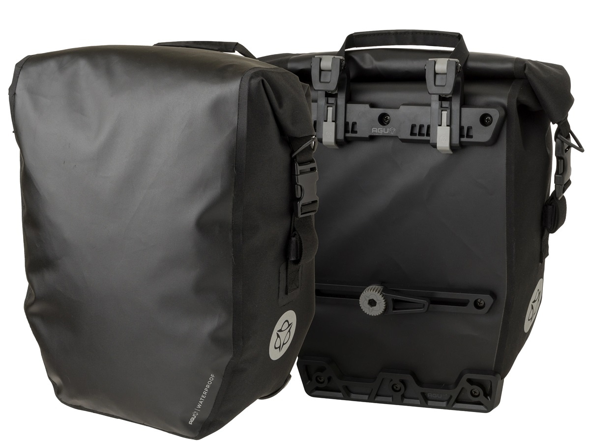 AGU Enkele fietstas Shelter Clean Medium 32L Zwart CG Set AGU Enkele fietstas Shelter Clean Medium 32L Zwart CG Set